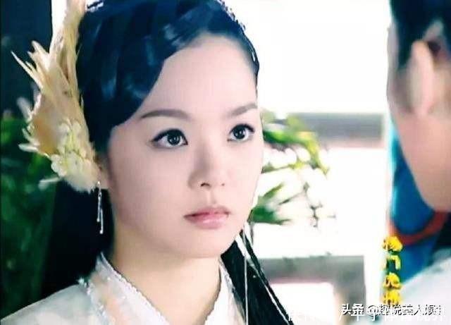 独孤伽罗|现在古装女的发型简单到一顶发冠就解决了,看看过去的发型多精致