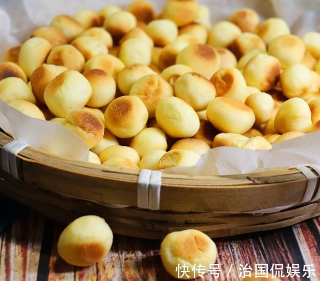 食用油|馒头别蒸了，教你一个好吃做法，做一次吃3天，孩子的零食不用买