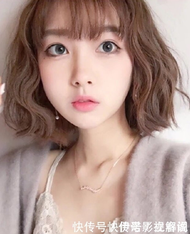 脸型|耐看显气质的“摩卡”波波头,谁剪谁好看,显脸小超漂亮