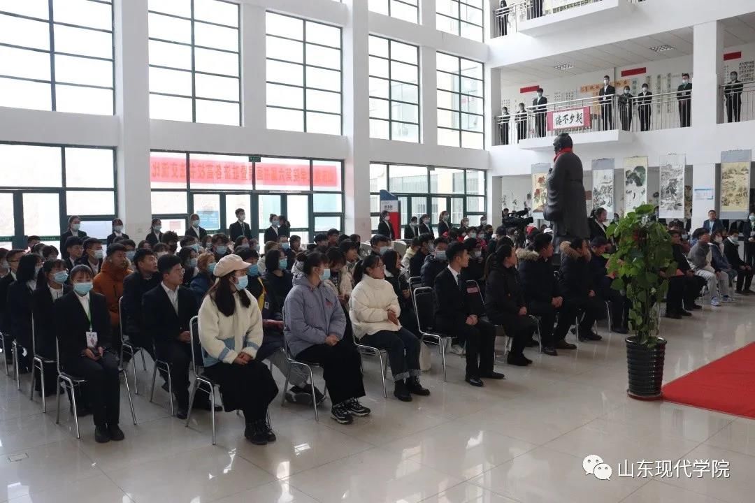  及各高校|山东现代学院开展第六届书画展暨驻济高校书法交流比赛