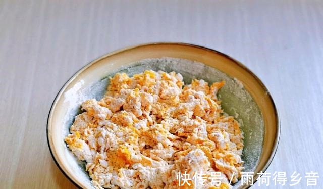 香甜的南瓜刀切馒头，比面包还松软，比蛋糕还有营养！