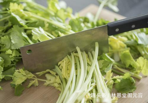 开开心心|女人常吃它,子宫越来越干净,远离妇科病皮肤光滑细腻,早知早好