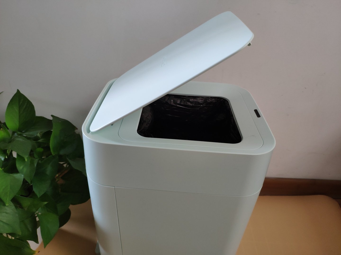 智能垃圾桶|一键打包，自动换袋的智能垃圾桶，你造吗？