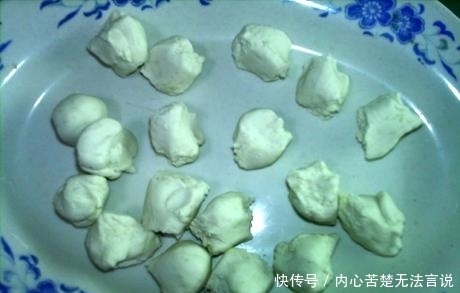 正月十五吃汤圆吃烦了吗?那就换换口味,尝尝这样做汤圆