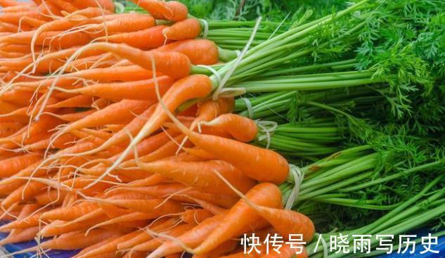 胡萝卜|女人想要皮肤好,饮食要调理,四种食物尽量少吃,皮肤可能谢谢你