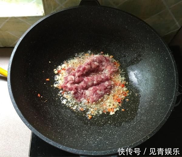 宿便最怕“它”,纤维素是韭菜的10倍,每周吃1吃,小肚腩不见