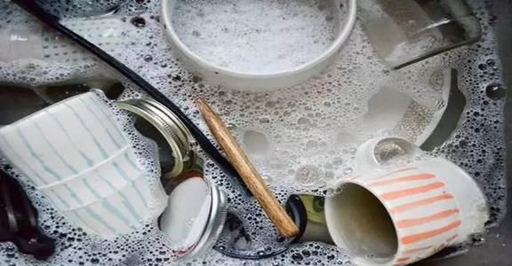 洗洁精|现在癌症越来越多，医生提醒︰洗碗时3个坏习惯赶紧改正