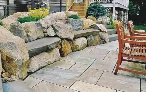 一些山石,美了整个院子