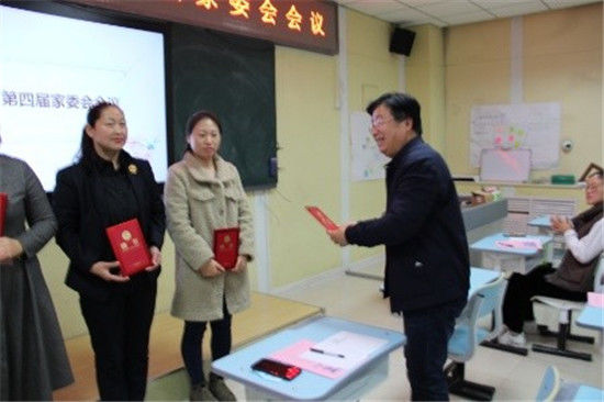 学生成长|家访进万家，满意在教育 济南高新区章锦小学开展家访活动