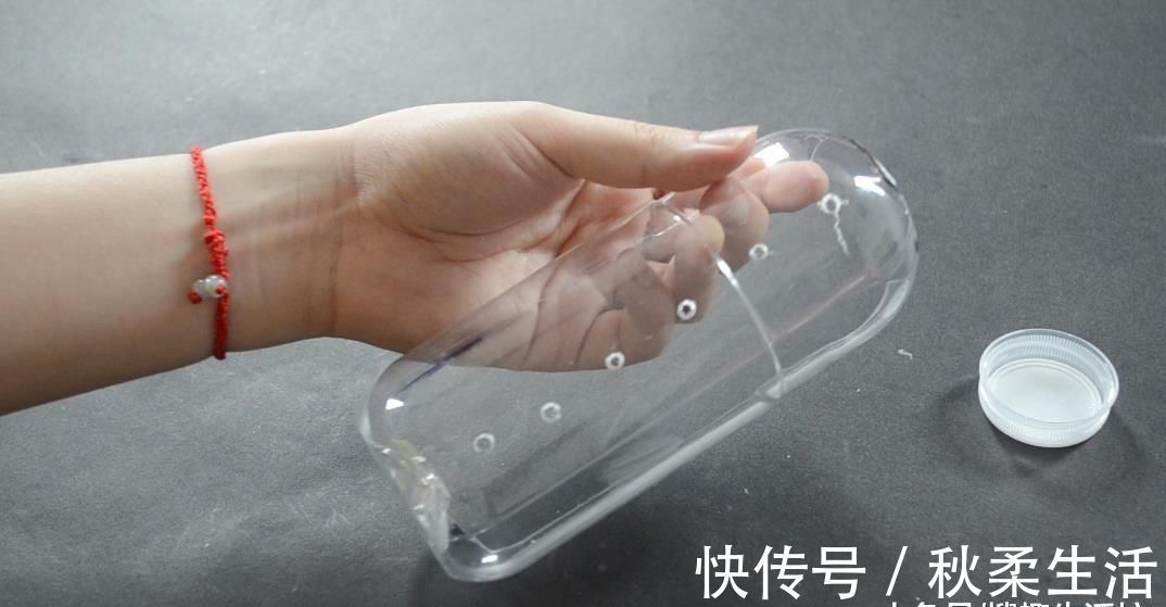 沥水架|塑料瓶我再也不扔了, 改造一下, 粘在厨房里有大用处, 省钱又实用