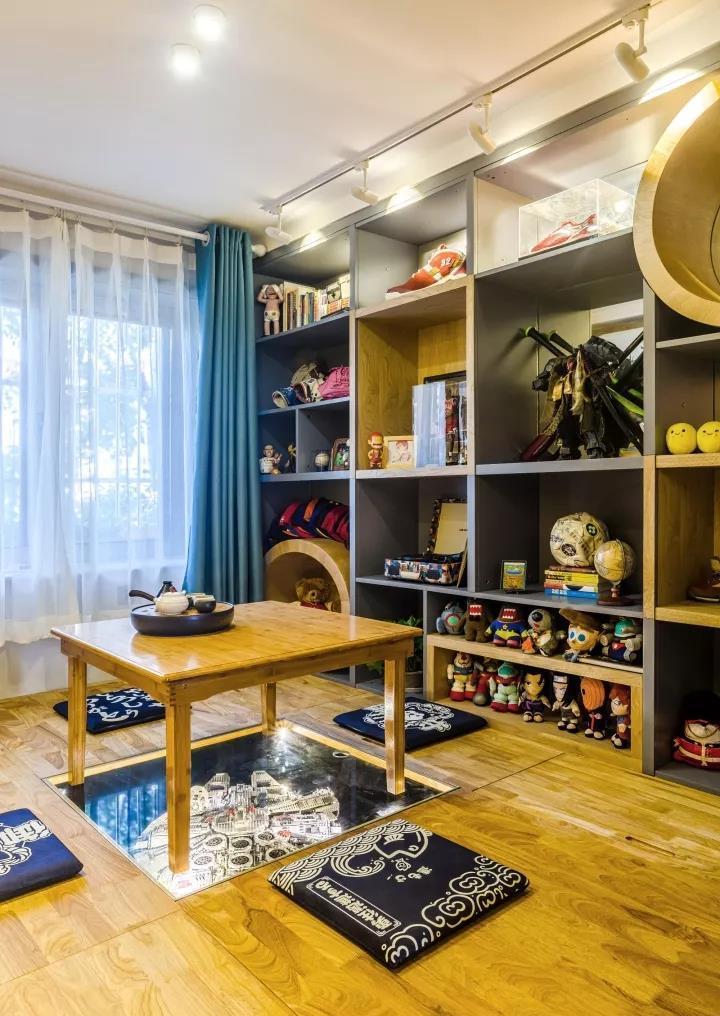 收纳|年轻夫妻的温馨婚房,简约北欧风,头一次见衣柜这样打!