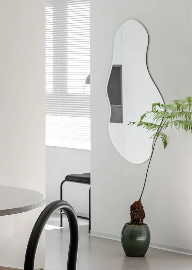 三居|110㎡温柔三居,微水泥与米黄茶粉的碰撞