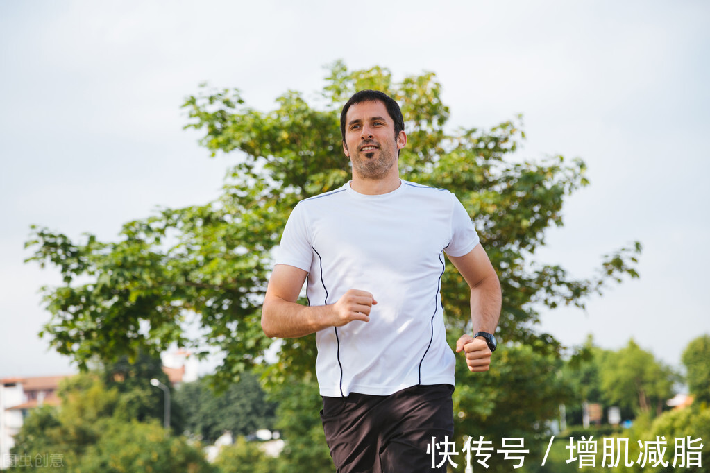 平均寿命|为什么跑步的人格外遭人嫉妒?长期跑步有什么益处?