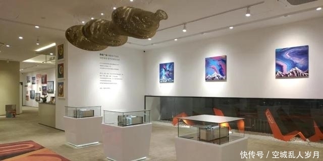 遇鉴美好丨朗峻广场创意展示空间盛装开放