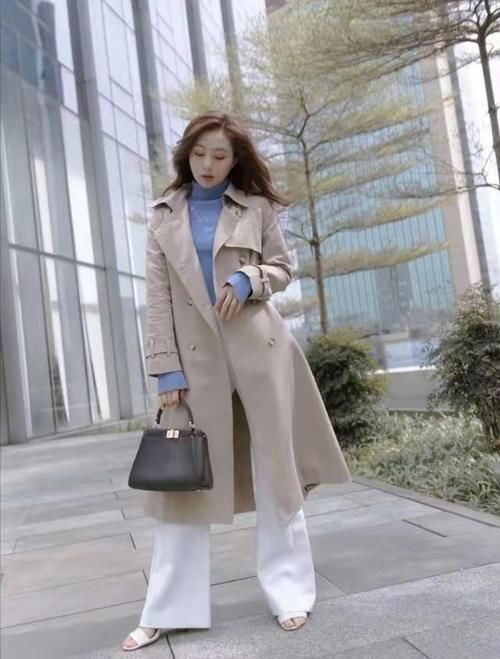 驼色风衣内搭怎么穿？这6套搭配范本高级时髦有气场，美得刚刚好