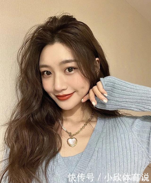 女士发型别乱剪，不妨试试这十几款，减龄瘦脸有气质