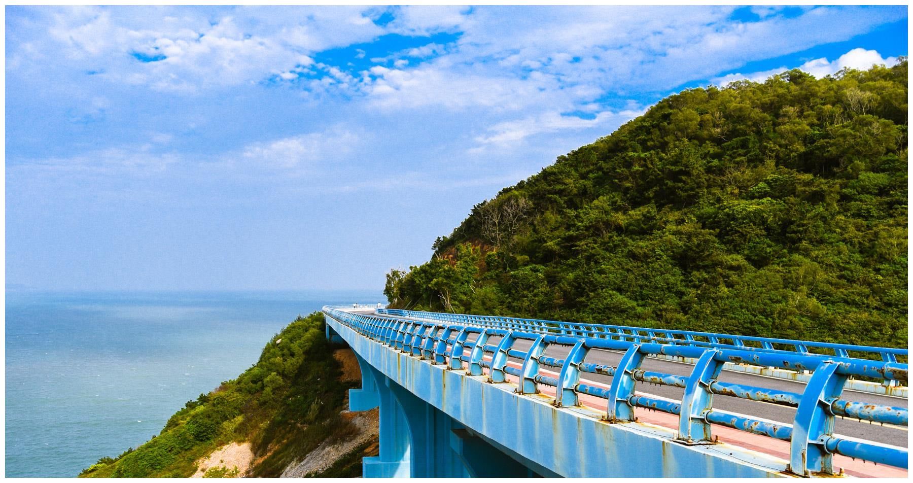 东山岛最浪漫的地方，《你的婚礼》在此取景，蓝桥古厝依山傍海！