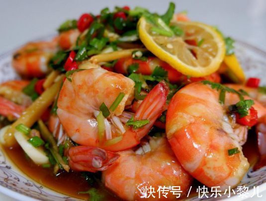 大长腿|孩子从小抵抗力就差最近气温下降，多吃酸辣菜，提高抵抗力