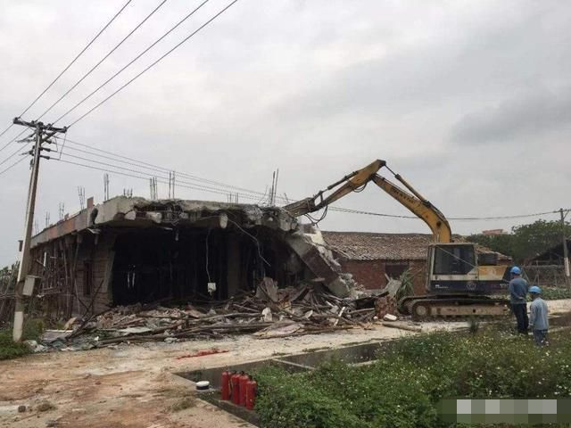 原宅基地使用权|农村宅基地确权后，原宅基地修建二层楼房可以吗看完你就知道了