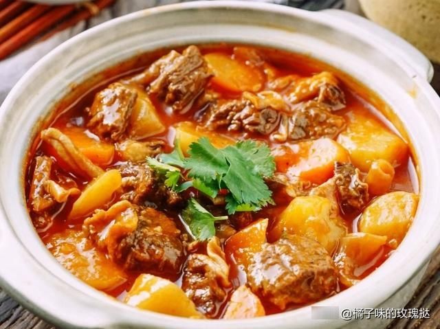 美食家常菜推荐:鲍鱼花螺鸡煲,砂锅生蚝鸡煲,啤酒牛腩煲超美味