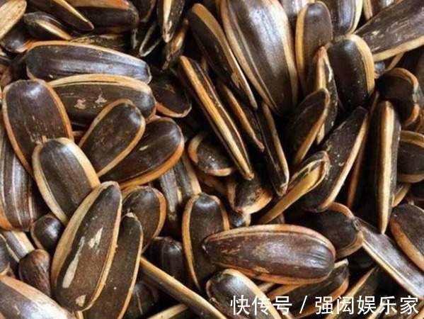 健康|吃瓜子对身体健康有影响专家给出答案,以下2种瓜子不能食用