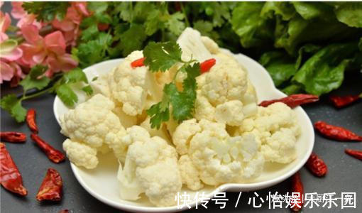 炒花菜时,只用盐水洗等于吃虫卵,大厨教你1招,虫卵自动跑光