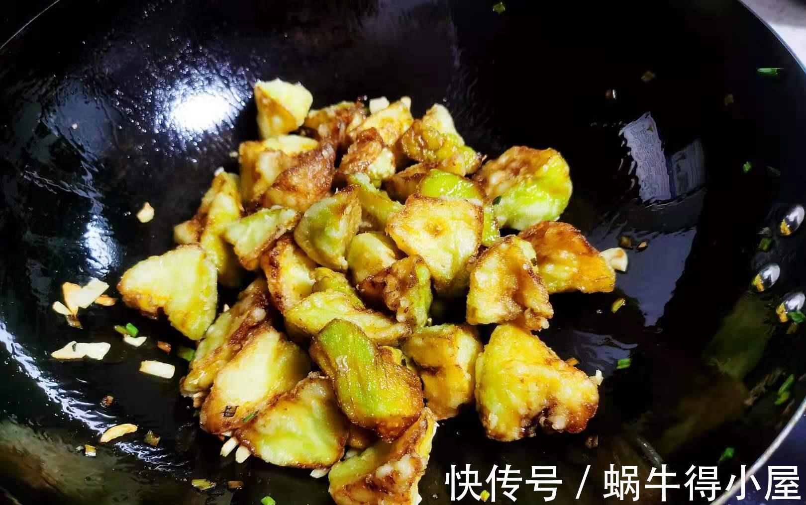 无敌|入秋后,茄子的无敌吃法,营养抗氧化,给肉都不换,真解馋