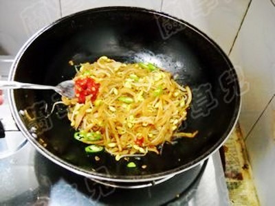 黄豆芽|医生不会告诉你,这菜是“天然酵素”,小肚腩渐渐瘦,小腿慢慢细