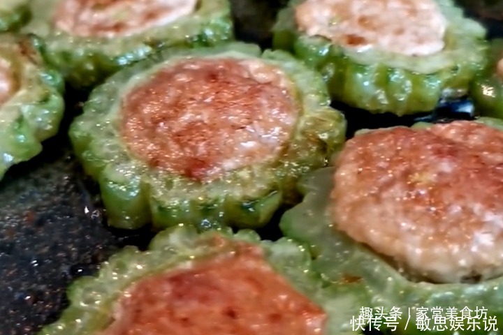 苦瓜酿肉|苦瓜最好吃的一种做法,做法很简单,鲜香多汁又入味,全家爱吃
