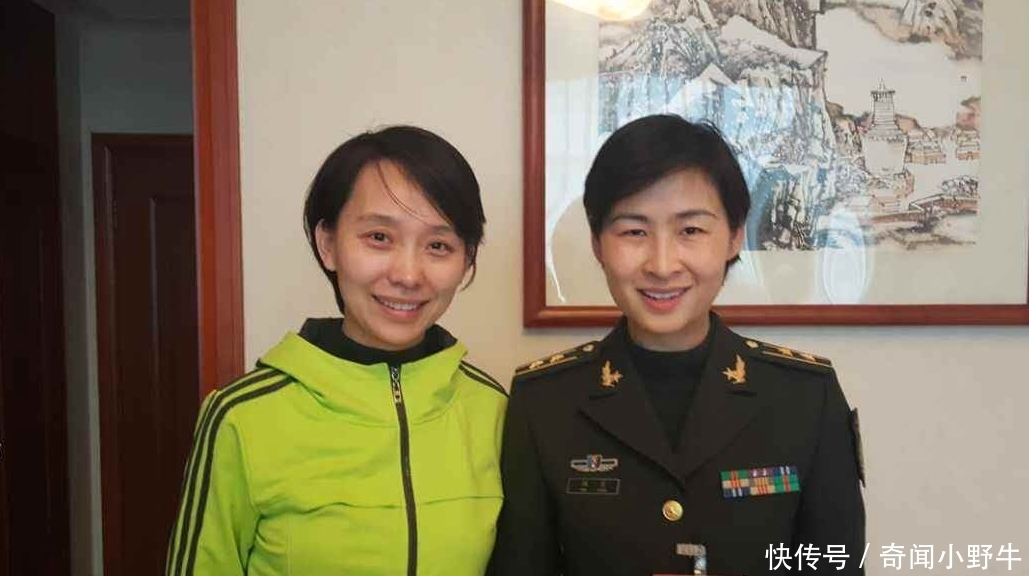女性 她是祖国培养的第一位女性航天员，如今事业有成，家庭幸福