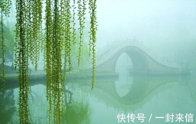 素琴$常忆湖边杨柳青,馥芬盈翠袖、惹眉凝,亭台轻起素琴声、逗黄莺