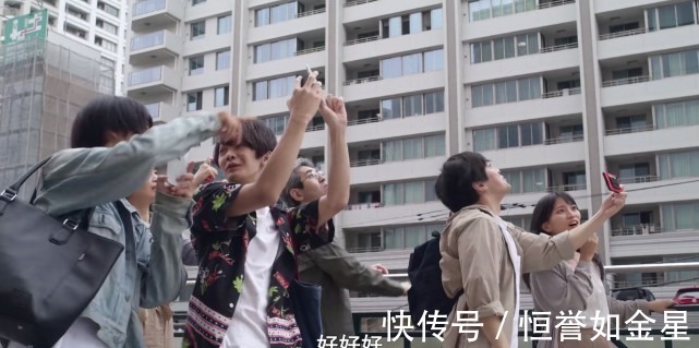 群众|泽塔奥特曼除了不怕死的群众，还有不怕死的导演