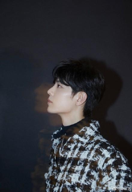 湖南台双十一晚会造型全体被吐槽，为什么肖战却被猛夸