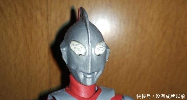 皮套演员|光鲜亮丽的奥特曼，里面必然藏着一个汗如雨下的演员，真不容易呀