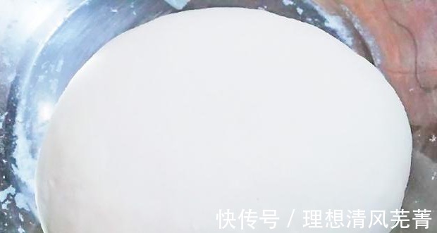 调料|包萝卜馅饺子,这两种常用“调料”谨记别放,不增香反而味道怪异!