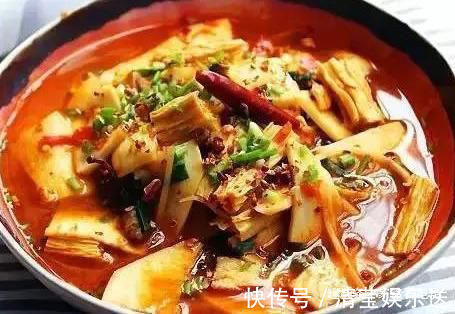 美食推荐榨菜牛肉丁、剁椒梅鲚鱼干、荷塘小炒菜、水煮杏鲍菇