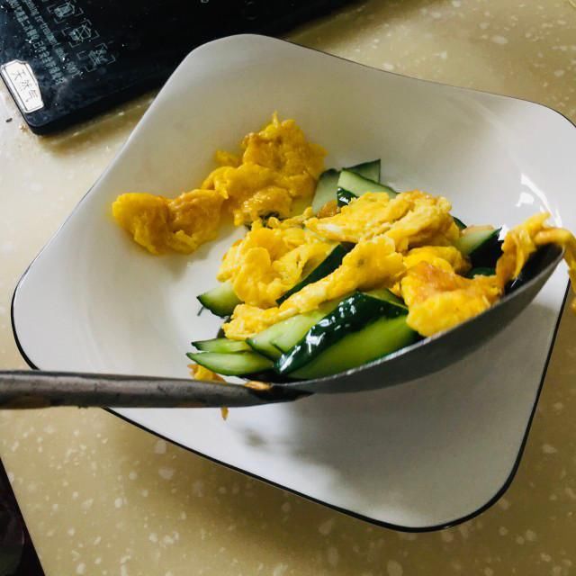 青瓜炒鸡蛋|青瓜炒鸡蛋,一款简单清爽的家常小炒
