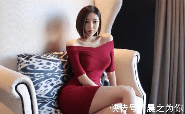 美女|90后美女坚持健身，迷人身材惹人羡，运动让她魅力十足