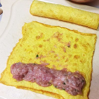 蛋液|鸡汁鲜肉蛋卷
