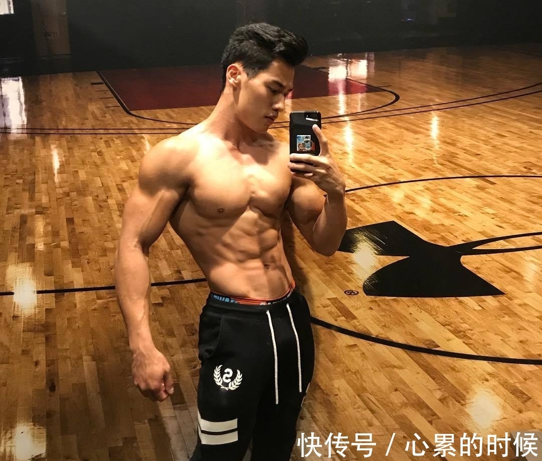 人鱼|筋肉型男的蜕变:性感的人鱼线和刀刻般的腹肌,让他魅力倍增!