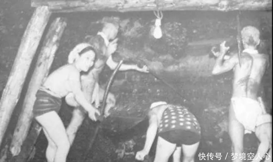 疯狂|二战时日本国内老照片，每一张都见证当年有多疯狂，可谓穷兵黩武！