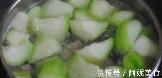 丝瓜|丝瓜5种最好吃的做法,简单美味又营养,看看你喜欢吃哪种?