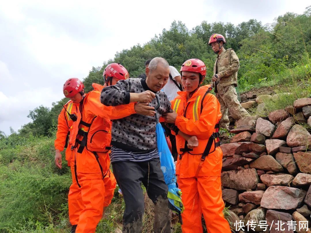 消防员|张信哲，你不丢人