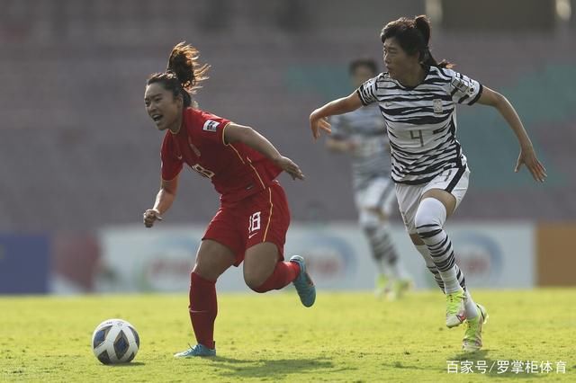 韩国队|中国女足锋霸本轮英超替补登场!赛后一举动让人暖心，赢得掌声!