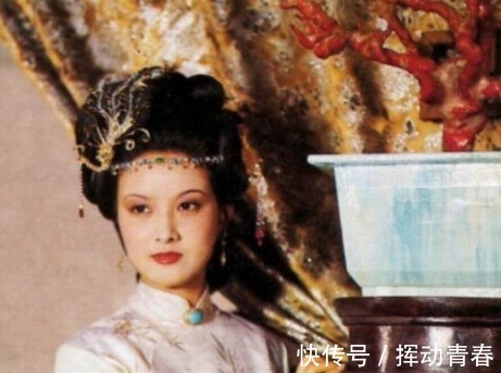 姨娘|从红楼梦看古代三妻四妾难怪平儿没成为姨娘，却一点也不着急！