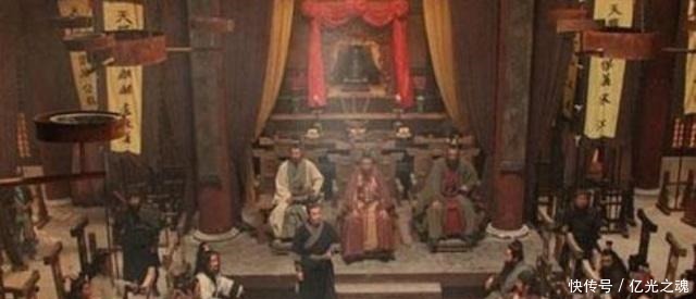 好汉|方腊麾下大将,一连杀了5个好汉,见到关胜后,为何他掉头就跑!