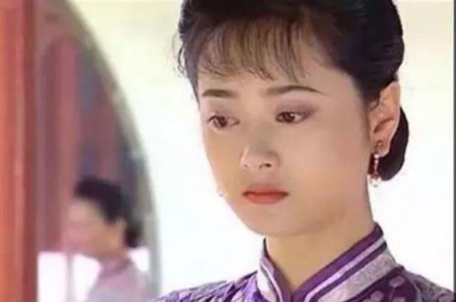 抢亲|情深深雨濛濛同是被陆振华抢亲,为何文佩专情,雪姨却与人有情