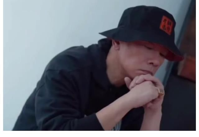 期待!陈小春鸿星尔克时隔20年后再聚首,将合作拍摄国风大片