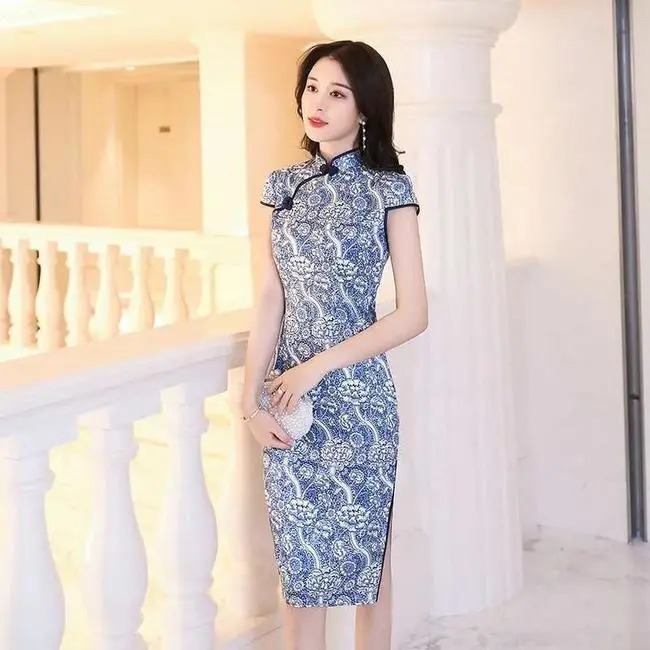 长河|旗袍两端为什么要开衩,会有什么好处?看怎么从历史长河中演变