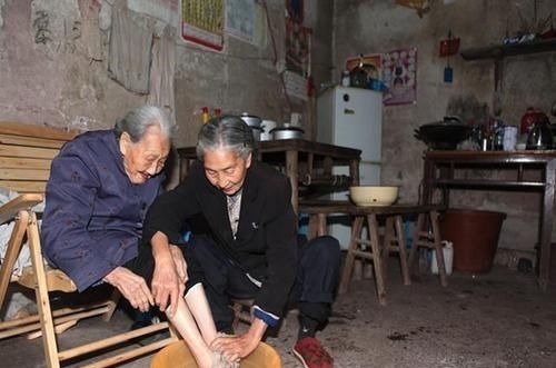 长寿|95岁老中医畅谈长寿经验:坚持4个习惯,身体越来越年轻